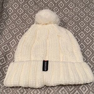 Fleece lined Pom pom hat